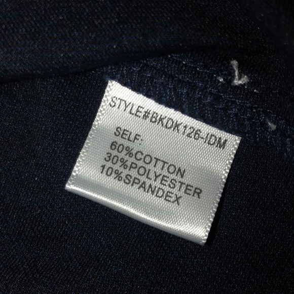 ๐๐GB BRAND DARK DENIM MINI SKIRT W/ ZIPPER SIDE - Picture 5 of 9